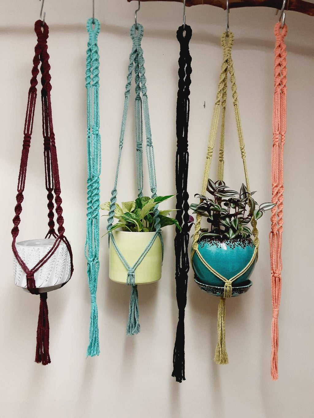 Macrame 28" Plant hanger