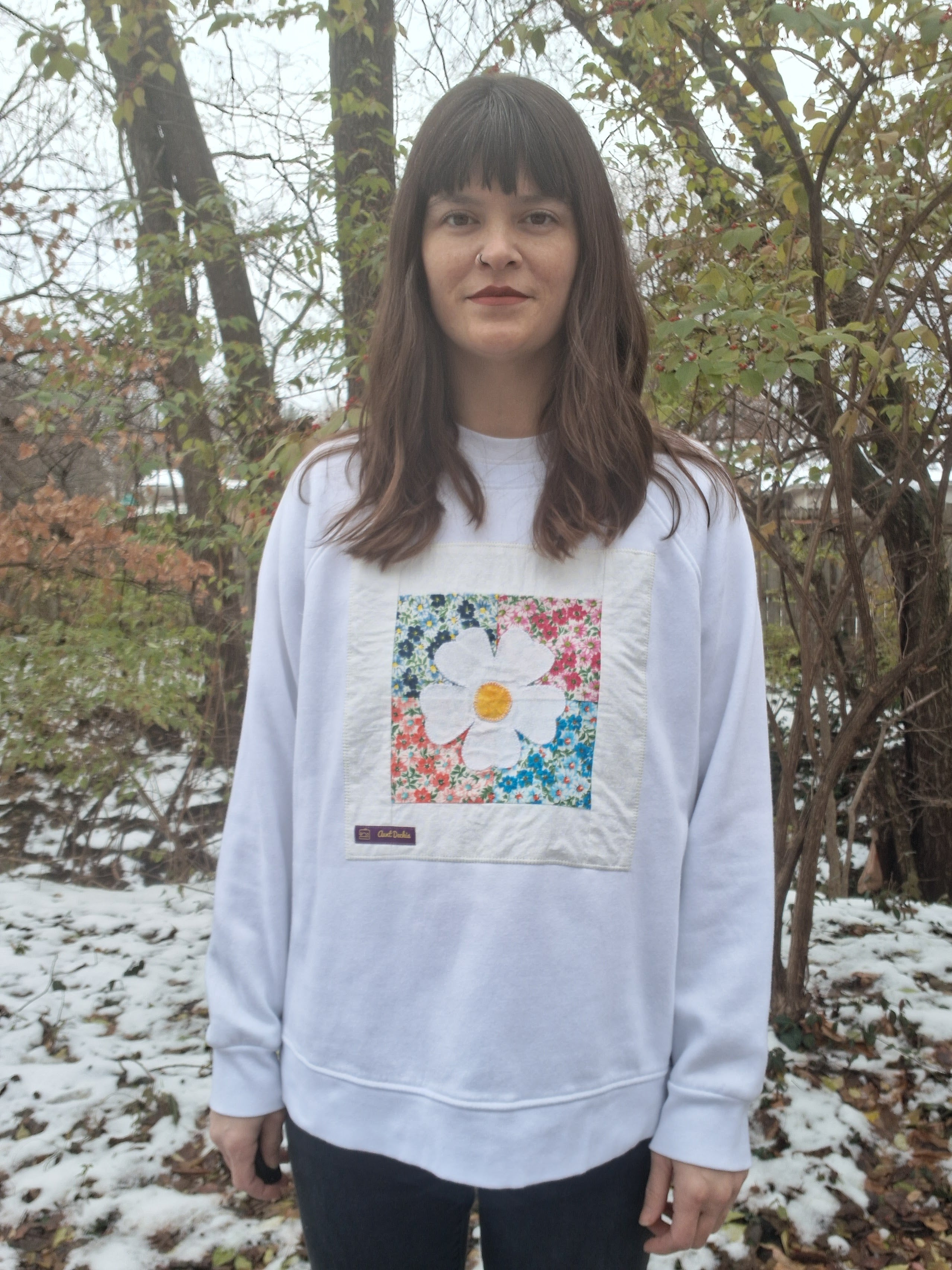 White, Daisy Patch