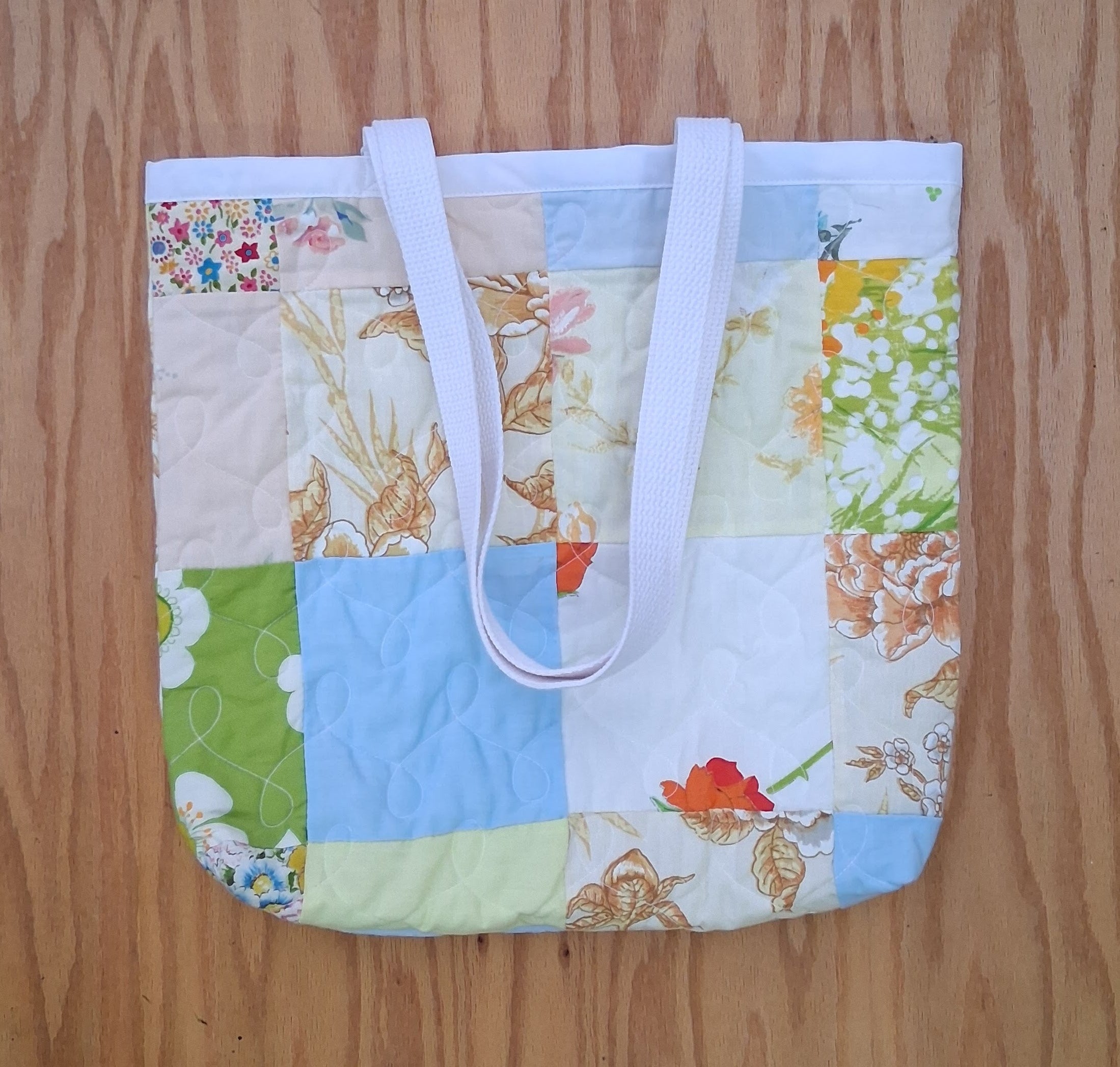 White, Floral Tote Bag