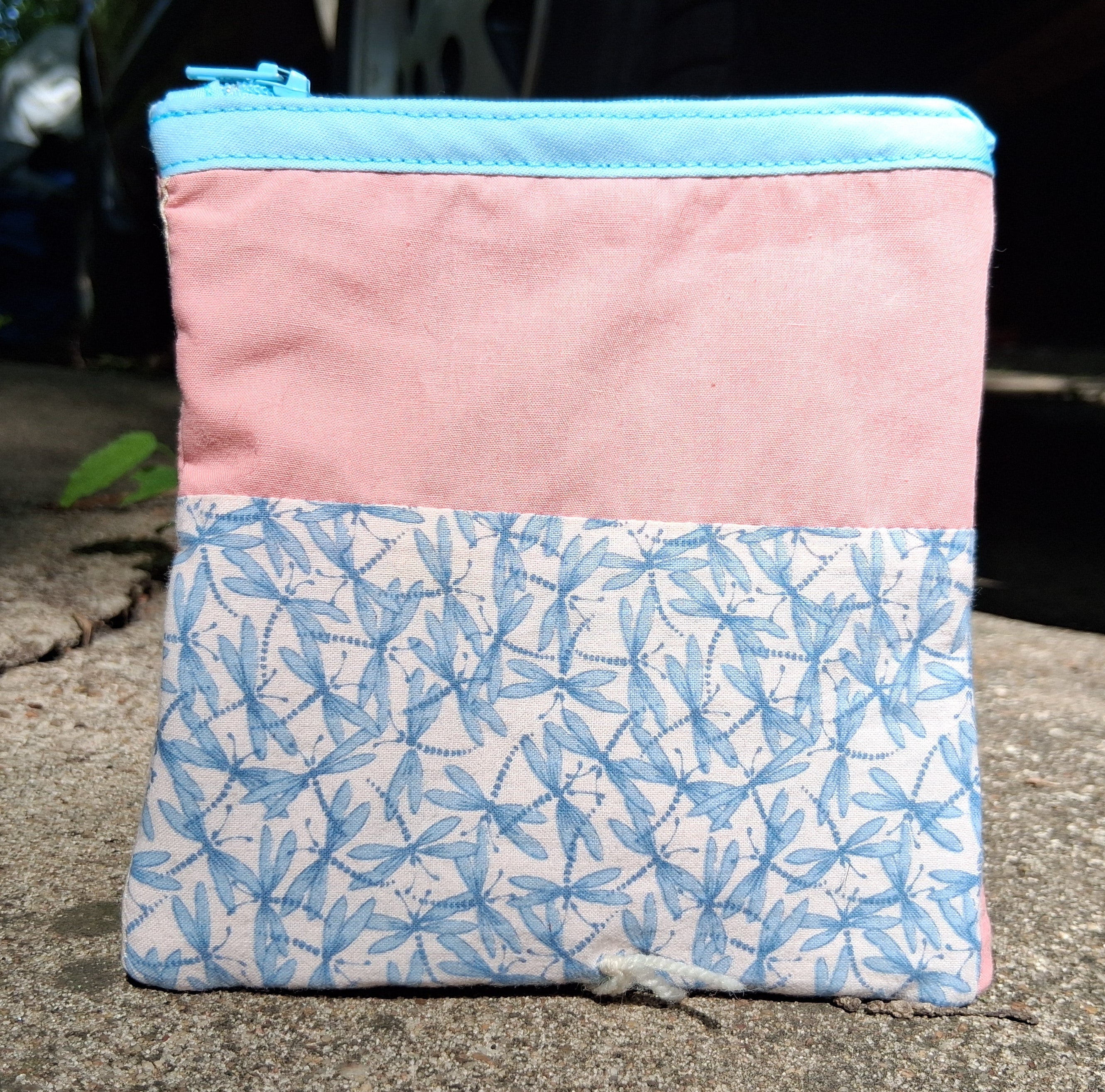 Lightweight quilted zipper pouch