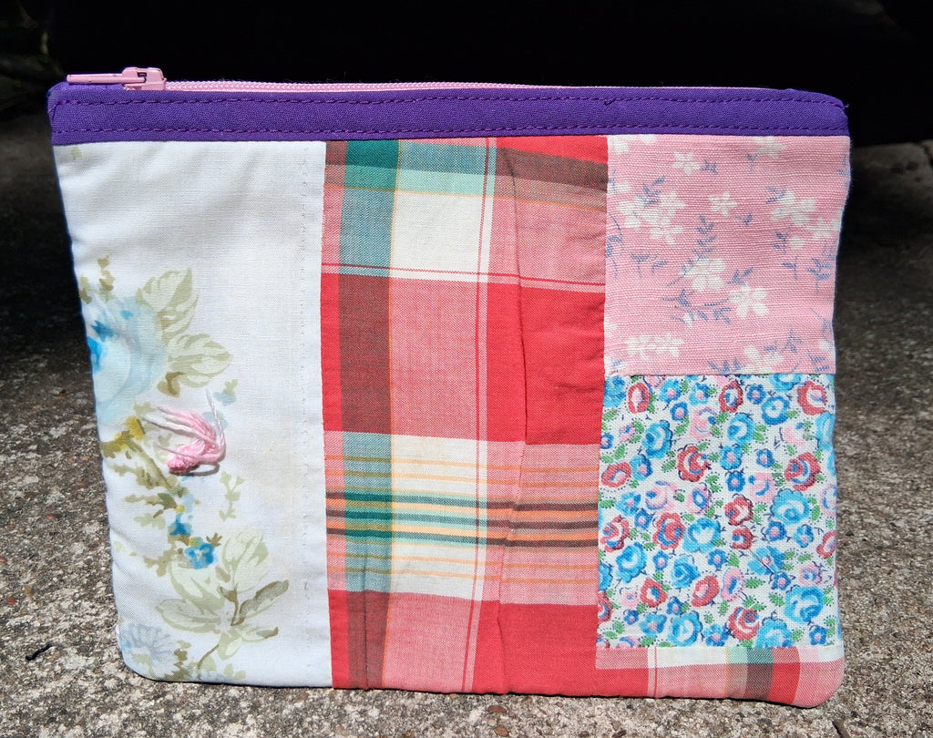 Patchwork quilt zipper pouch