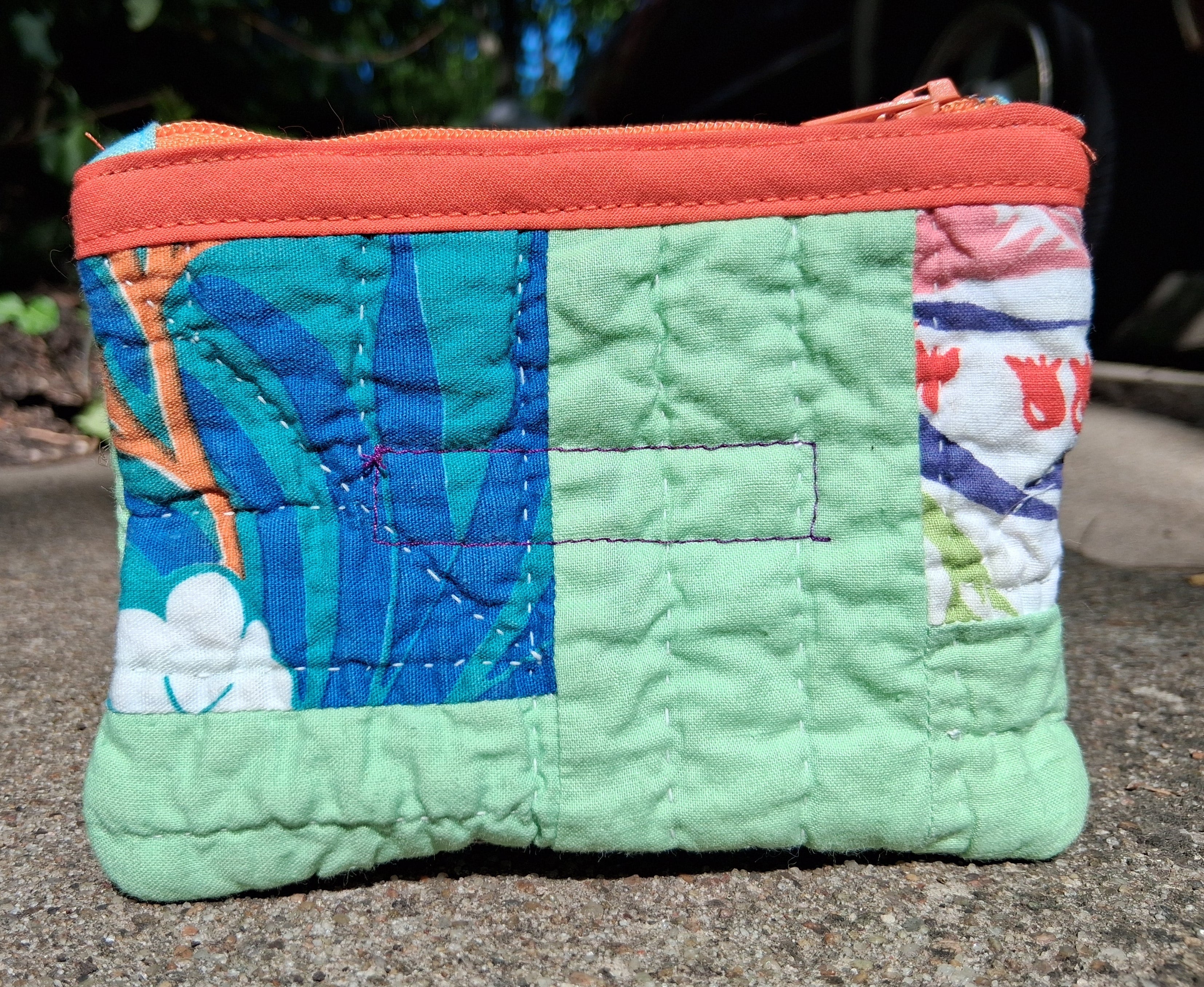 Floral quilt zipper pouch