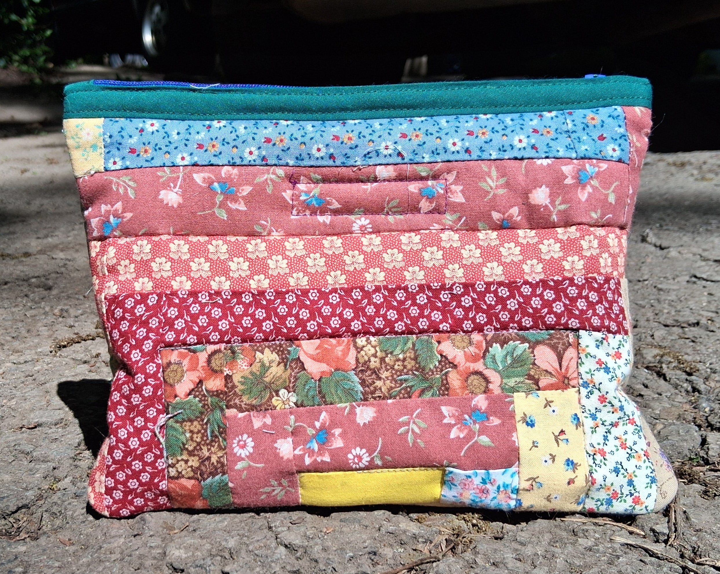 Log cabin quilted pouch