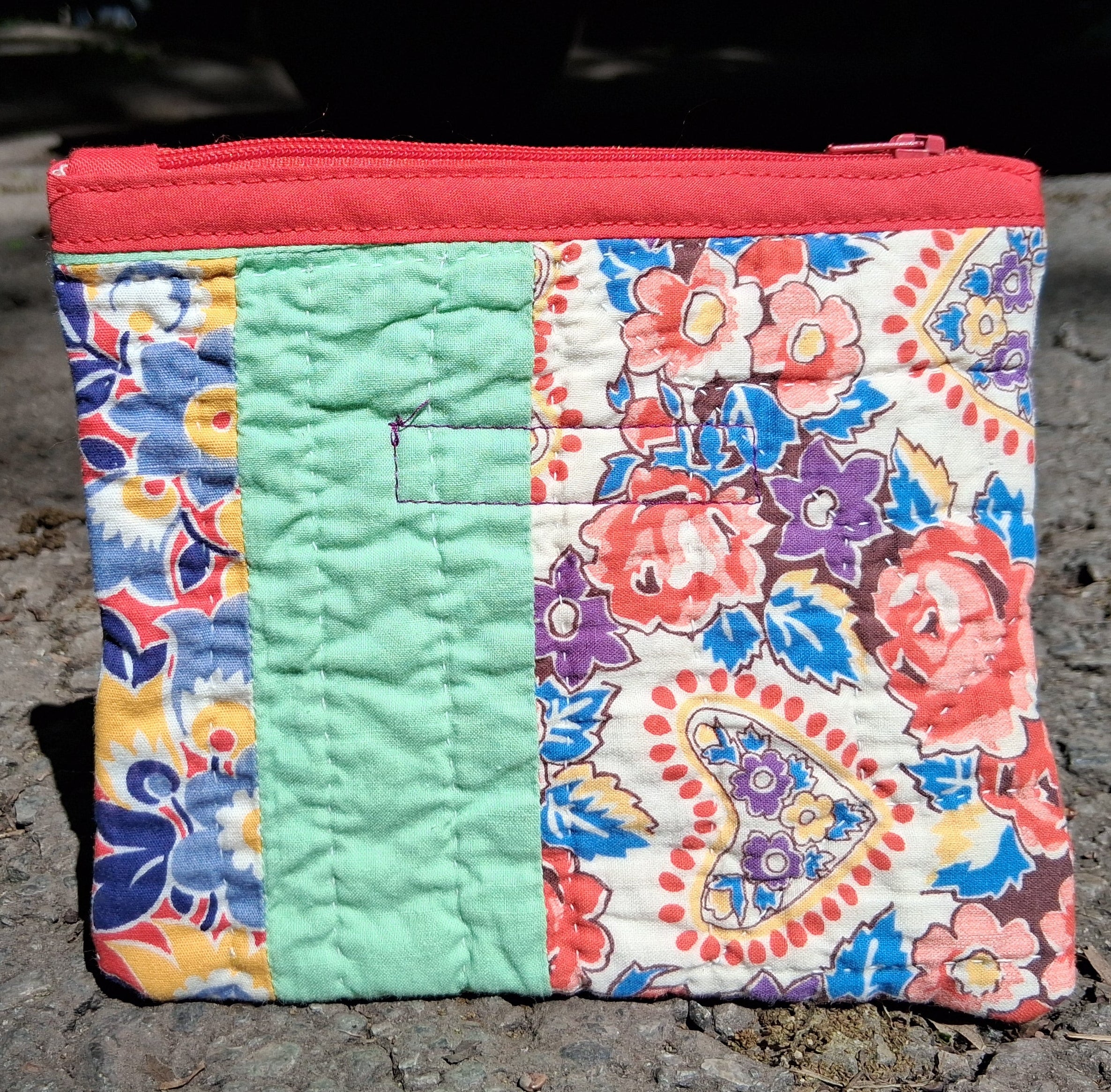 Floral quilt zipper pouch