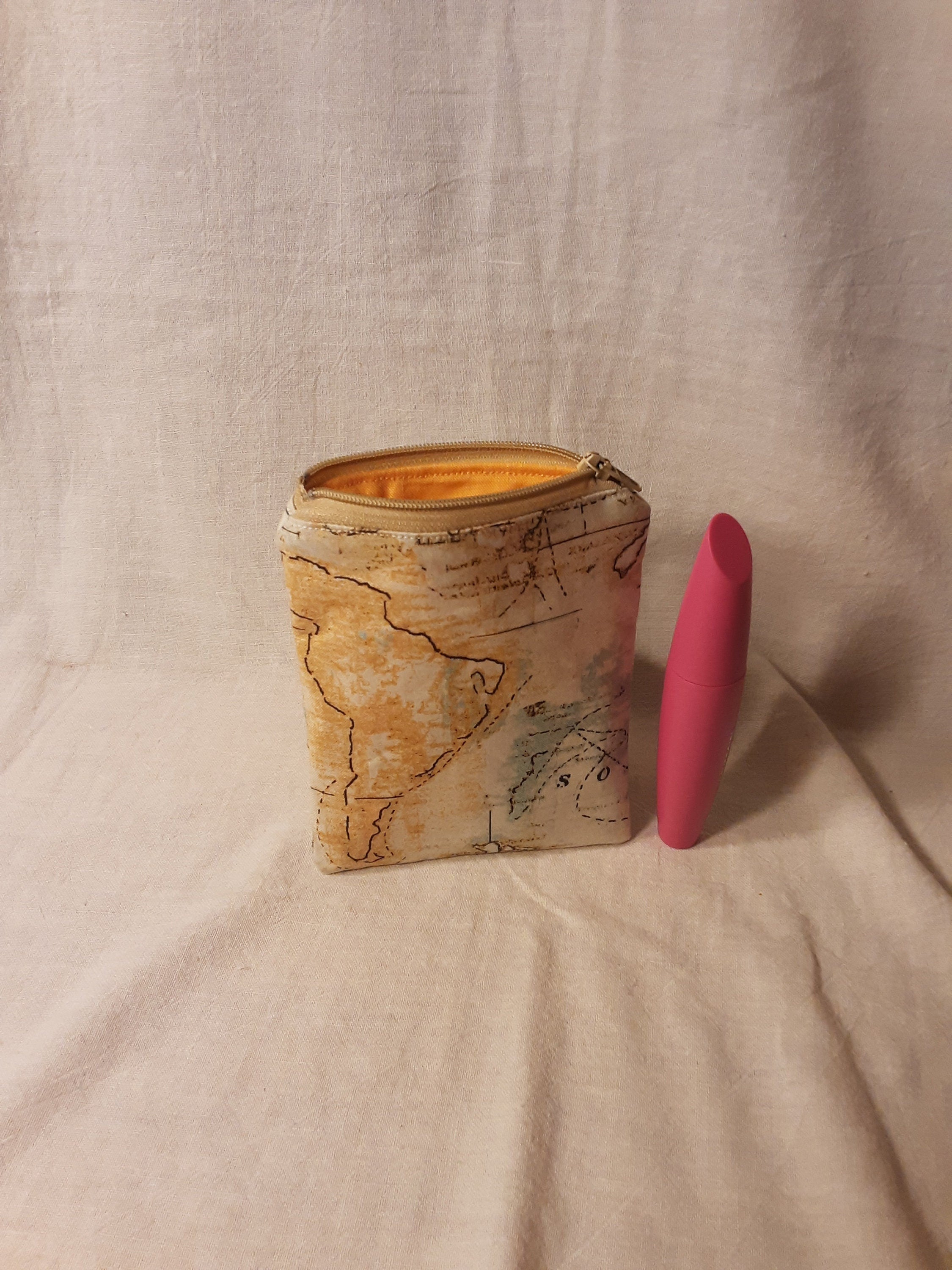 World Map Zipper Pouch