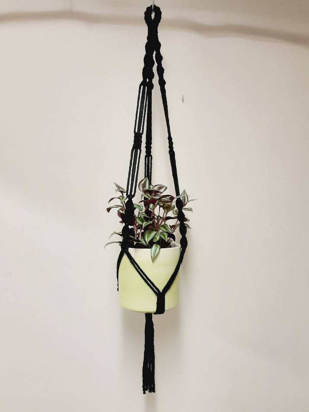 Macrame 28" Plant hanger