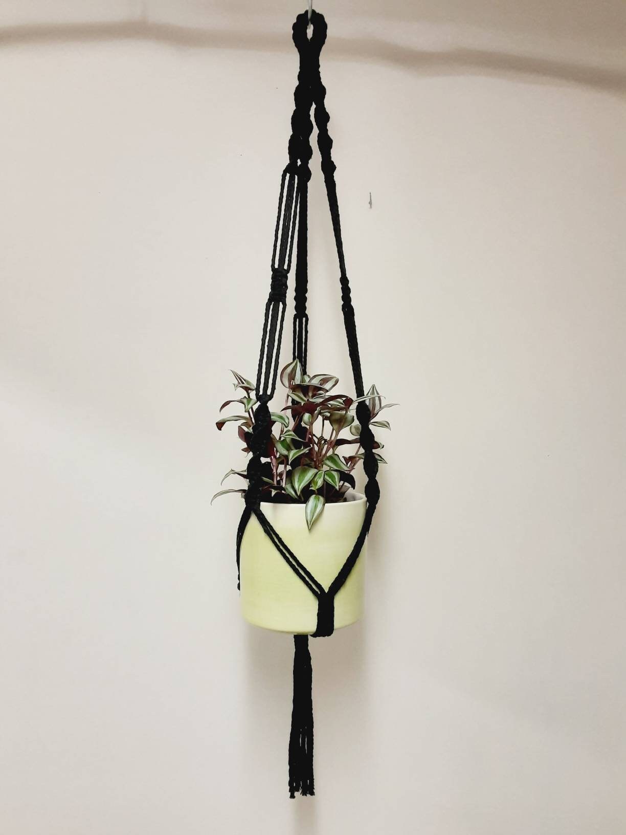 Macrame 28" Plant hanger