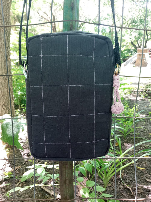 black and diamond crossbody bag